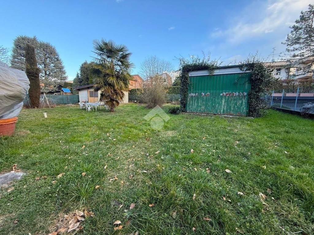 Villa a Cantù in Via Caserta, 31 - Foto 4