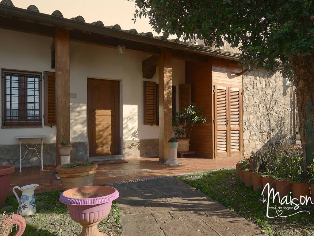 Rustico / casale a Quarrata in Via Bocca di Gora e Tinaia, 8 - Foto 2