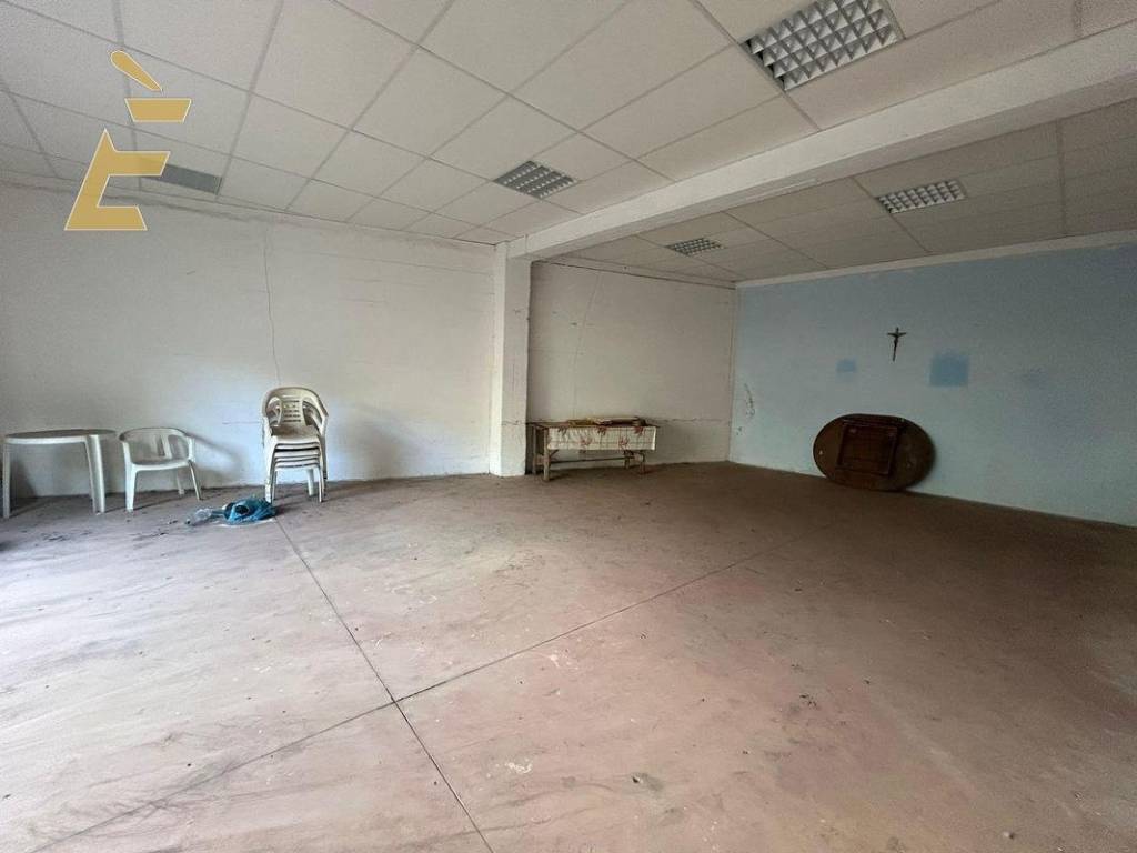 Box / garage a Aprilia in Via Giosuè Carducci, 18 - Foto 4