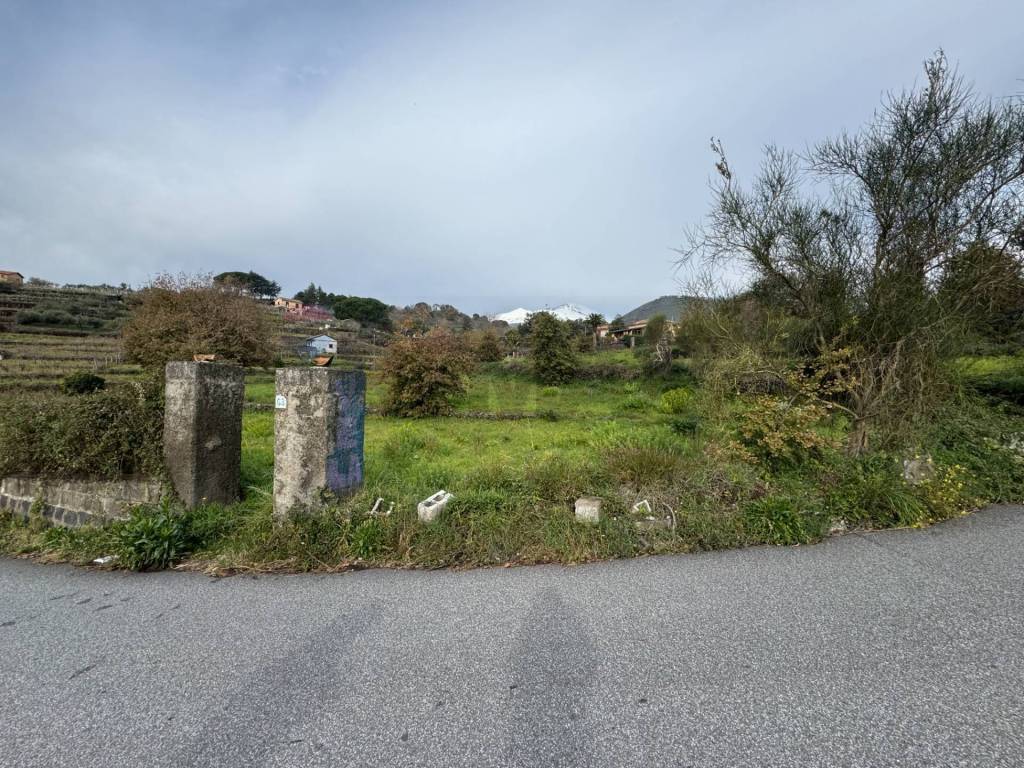 Terreno a Trecastagni in Via Ronzini, 63 - Foto 4