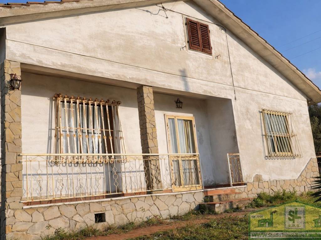 Villa a Montemurlo in Via della Rocca - Foto 3