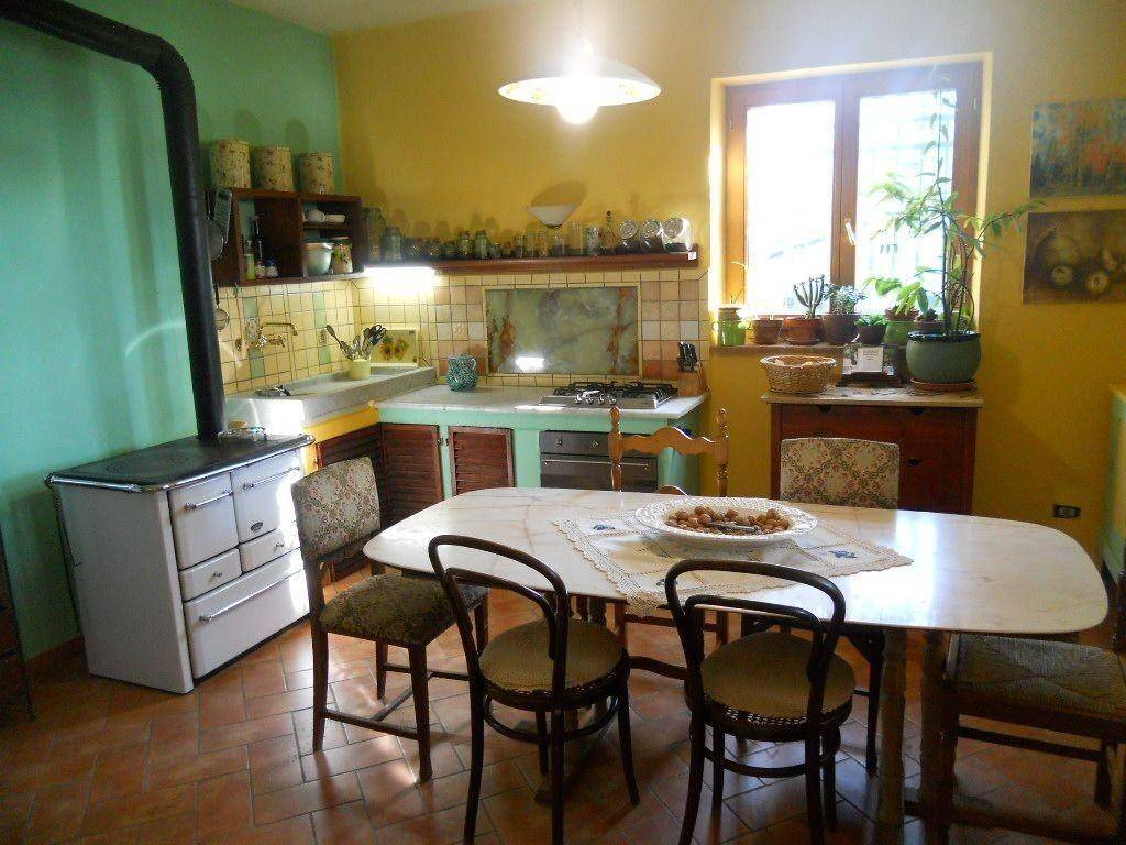 Villa a Fosdinovo in Via Privata Montecarboli, , 25 - Foto 3