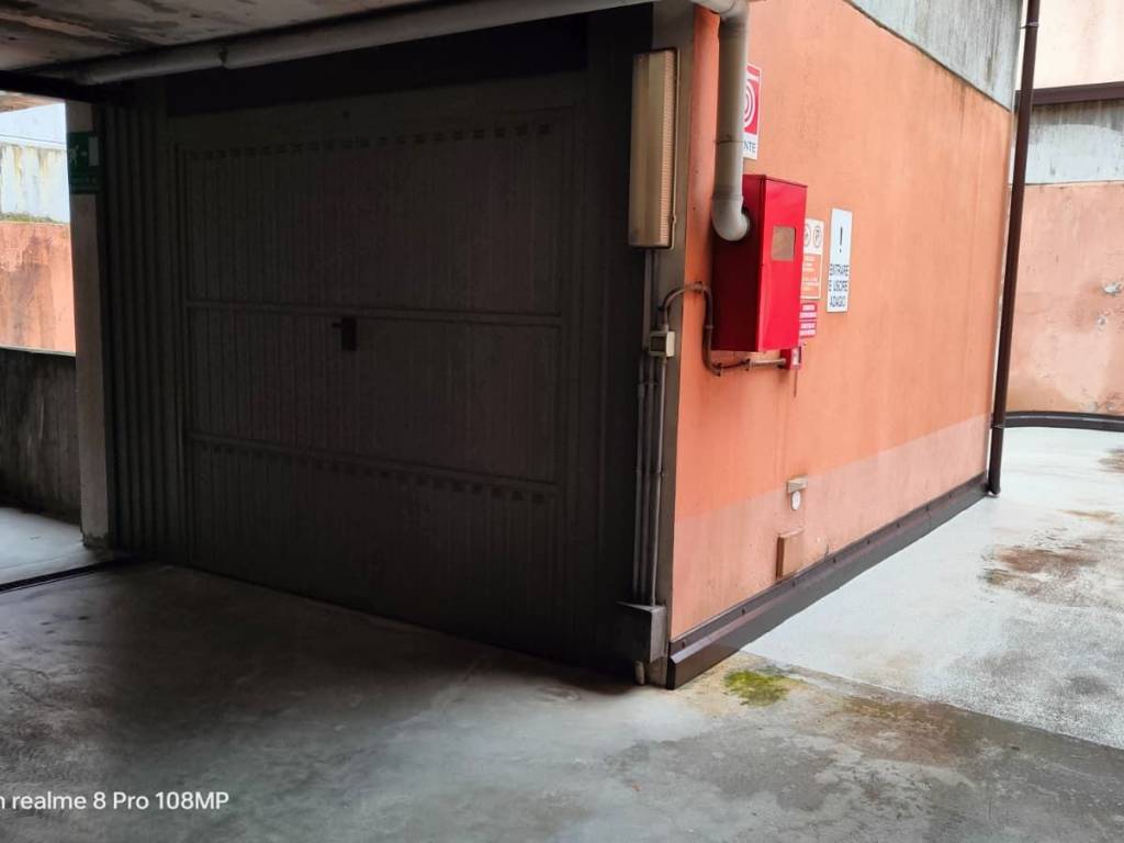 Box / garage a Cento in Via Benedetto Gennari, 85 - Foto 3