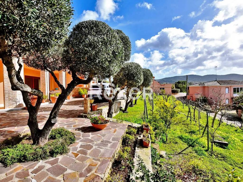 Villa a Ozieri in Località Rughes d’Olia, s.n.c. - Foto 2