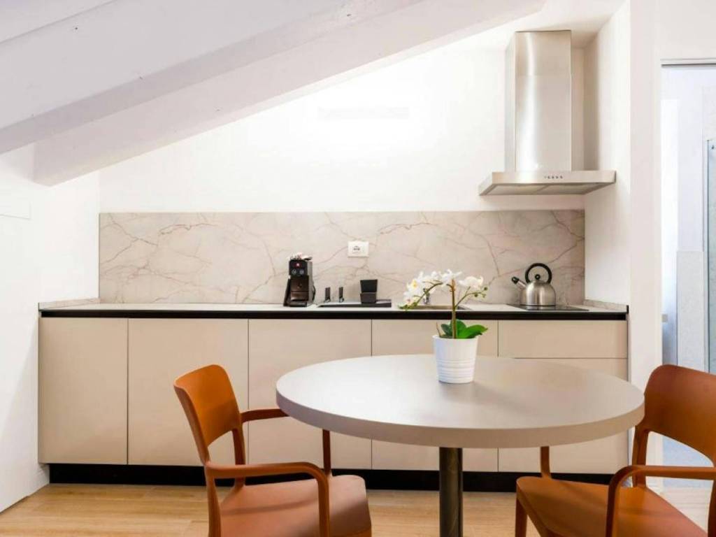 Appartamento a Trieste in Via Mazzini - Foto 5