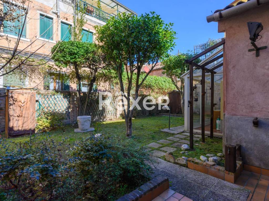 Casa indipendente a Venezia in Sestiere Dorsoduro, 2435 - Foto 3