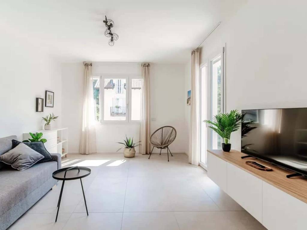 Appartamento a Como in Via Bellinzona - Foto 2