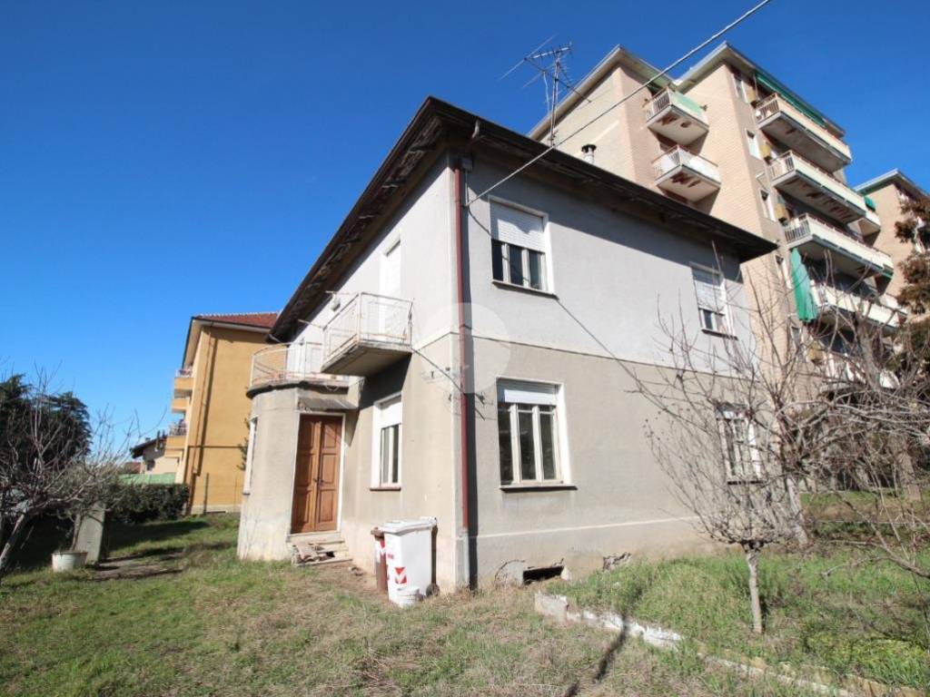 Casa indipendente a Moncalieri in Via Rigolfo, 12 - Foto 4