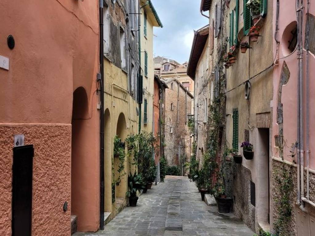 Casa indipendente a Perugia in Corso Giuseppe Garibaldi - Foto 2