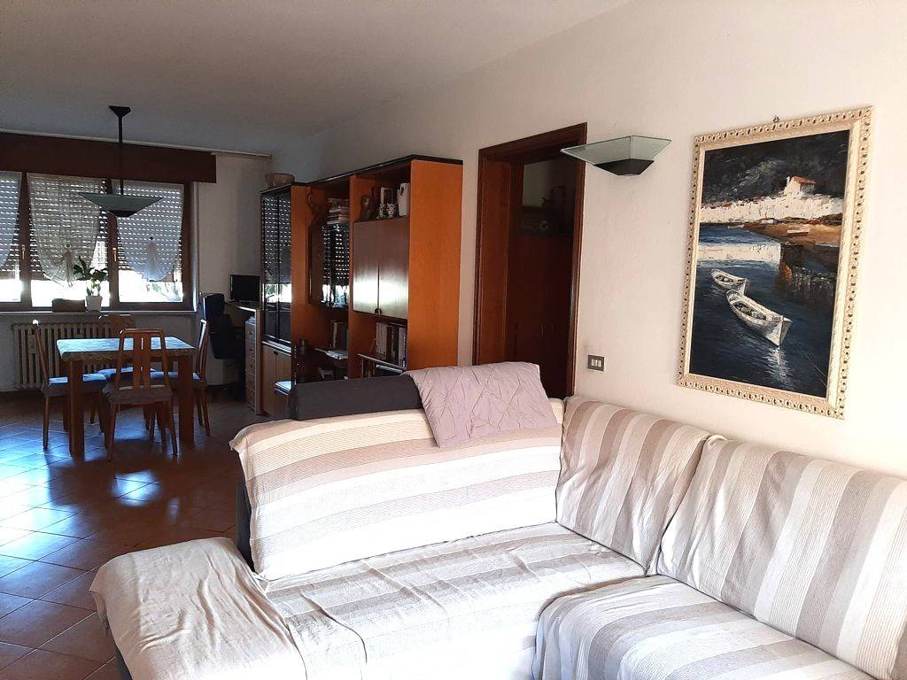 Appartamento a Valeggio sul mincio - Foto 2