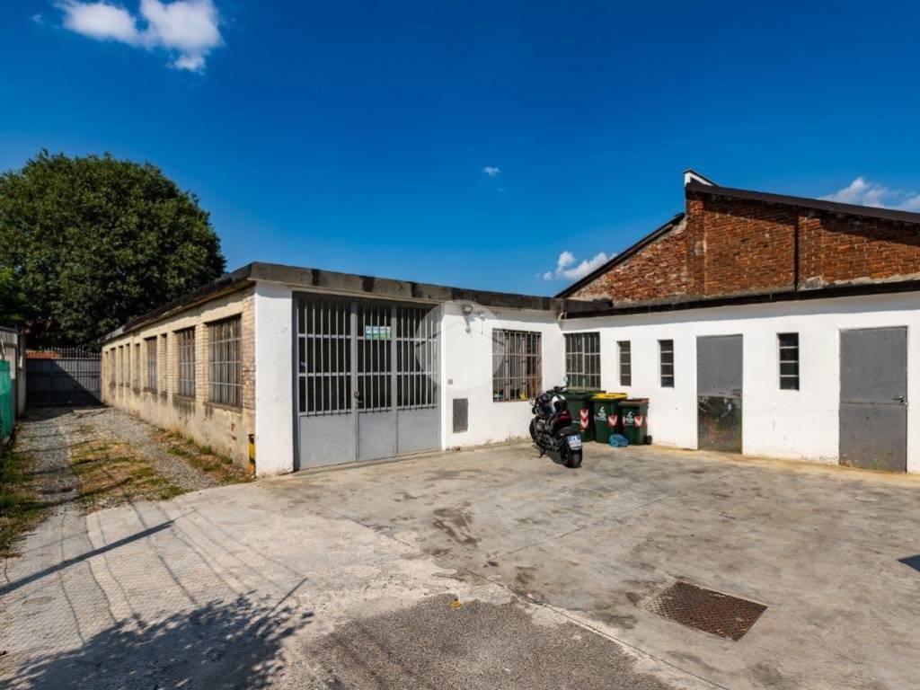 Palazzo / stabile a Torino in Via reiss romoli, 52 - Foto 3
