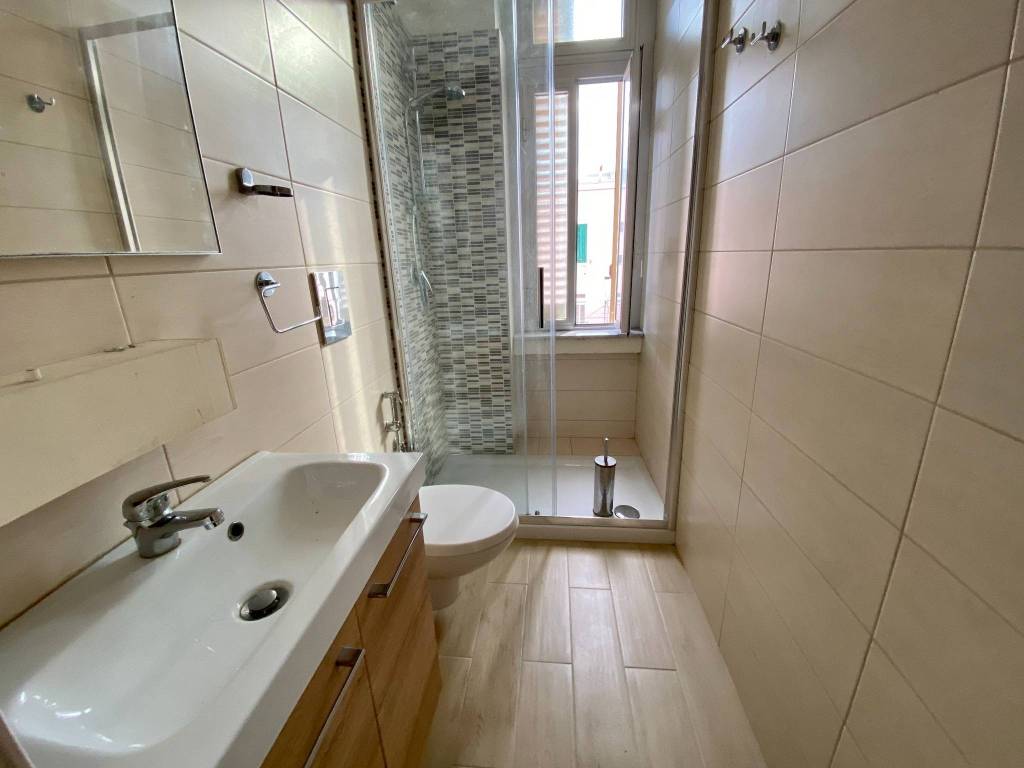 Appartamento a Bari in Via Daniele Petrera - Foto 4