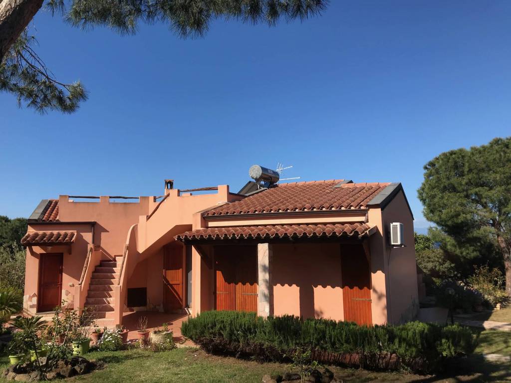 Villa a Quartu sant'elena in Via dei Tigli - Foto 2
