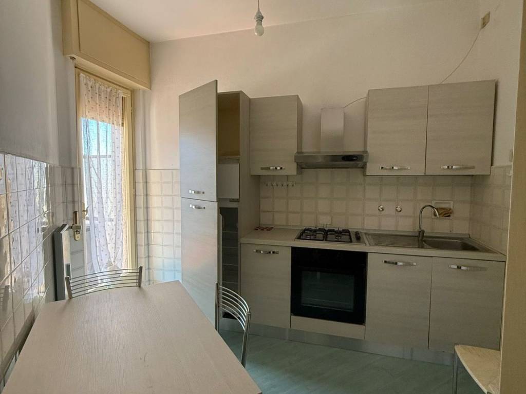 Appartamento a Como in Via Papa Pio XI, 83 - Foto 2