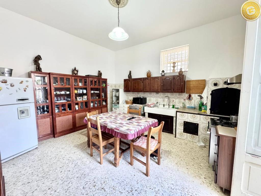 Appartamento a Bitonto in Via Michele Santoro - Foto 5