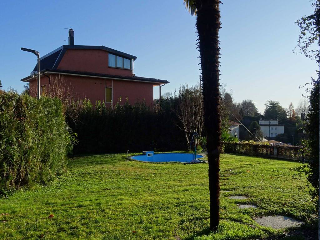 Villa a San fermo della battaglia in Via Carlo De Cristoforis, 26 - Foto 4