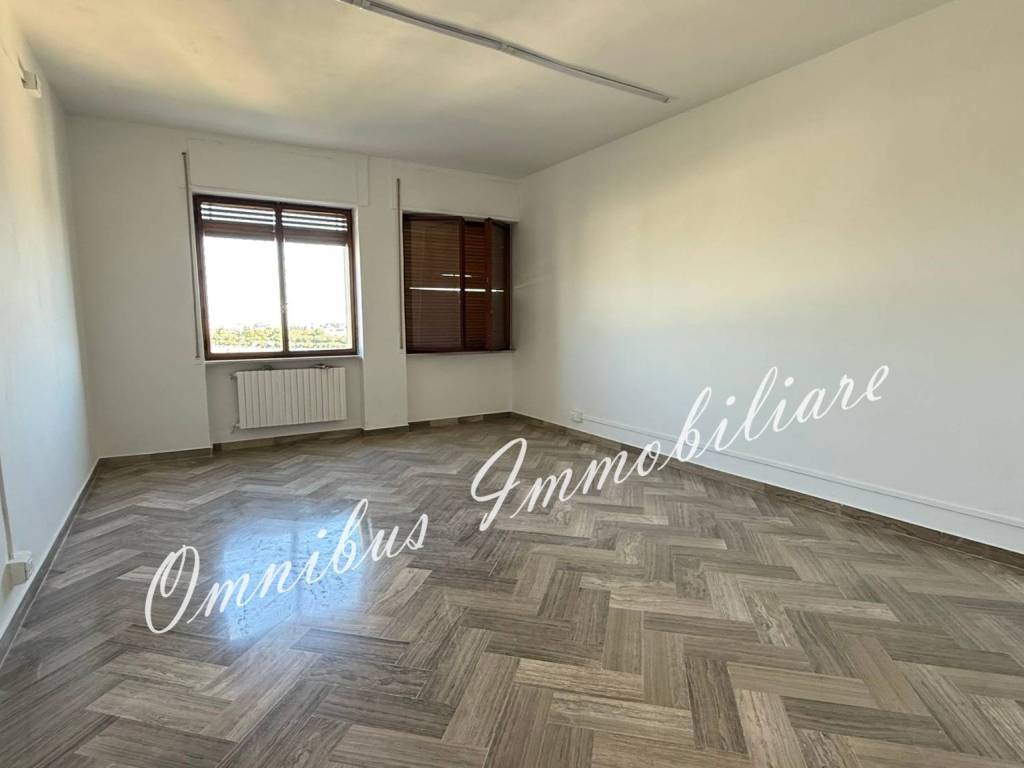 Appartamento a Foggia in Viale Giuseppe Di Vittorio, 64 - Foto 2