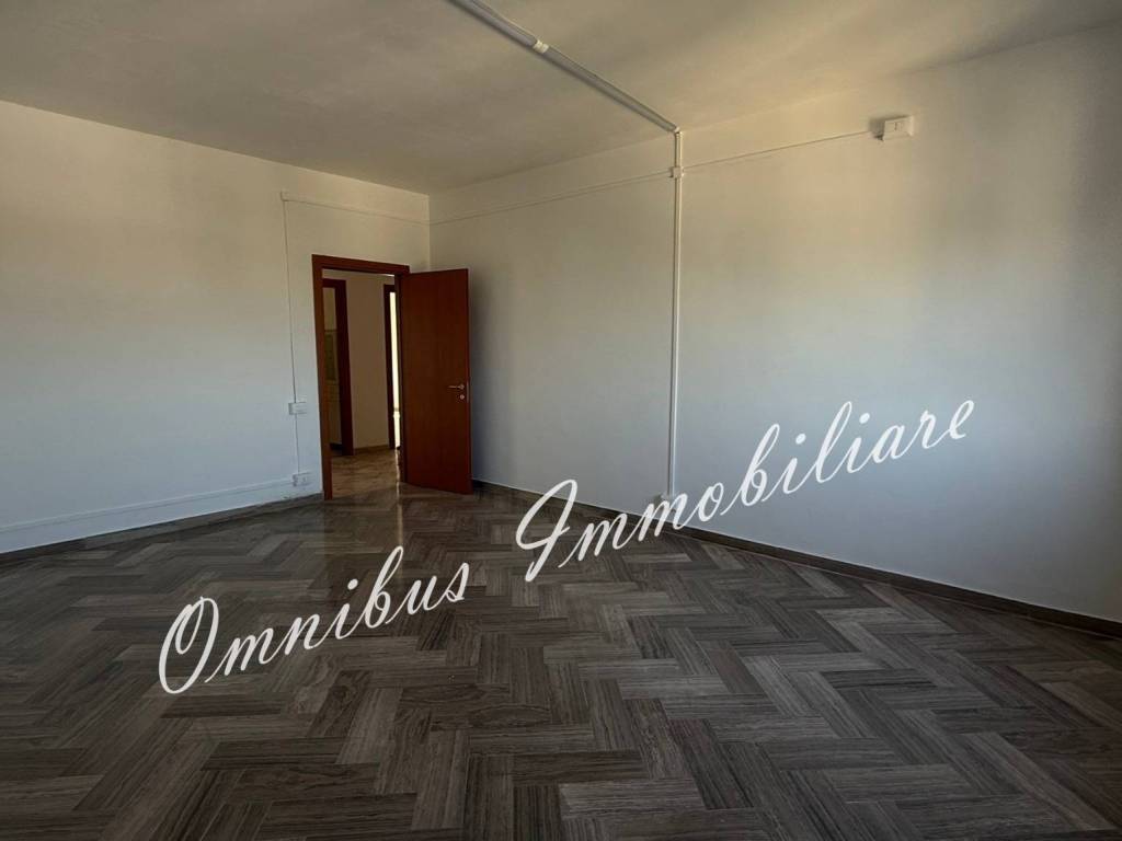 Appartamento a Foggia in Viale Giuseppe Di Vittorio, 64 - Foto 3