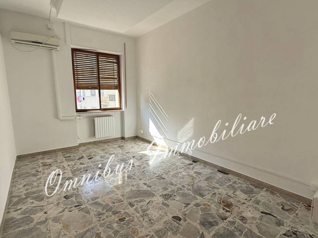 Appartamento a Foggia in Viale Giuseppe Di Vittorio, 64 - Foto 4