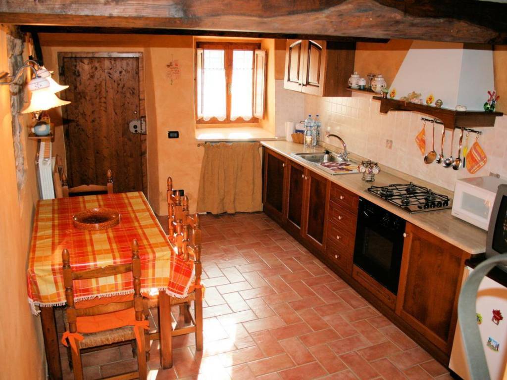 Casa indipendente a Pescia in Pietrabuona - Foto 4