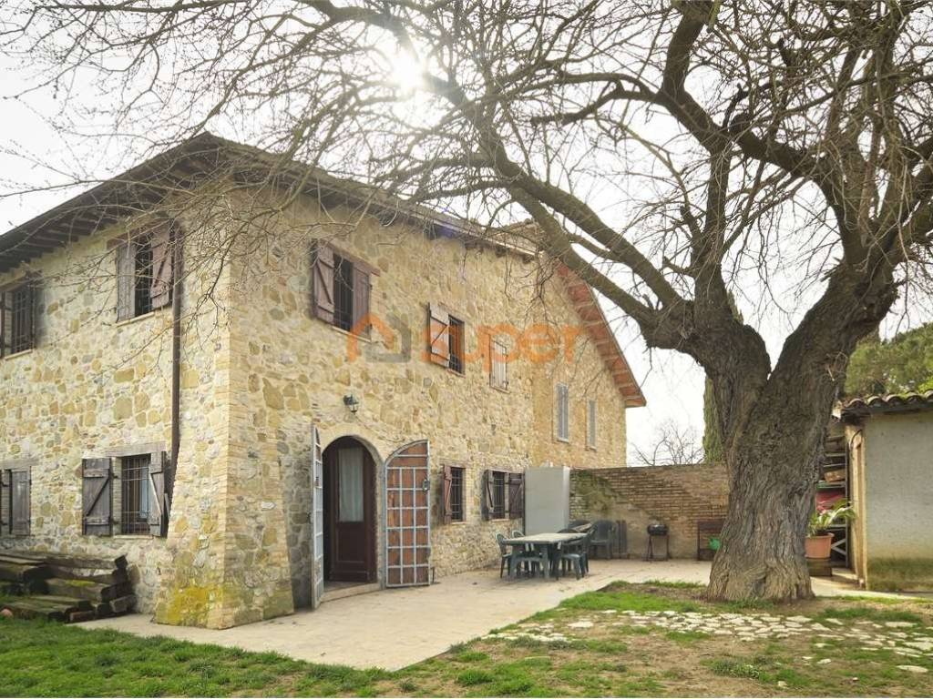 Villa a Castel ritaldi in Via Casaletto - Foto 2