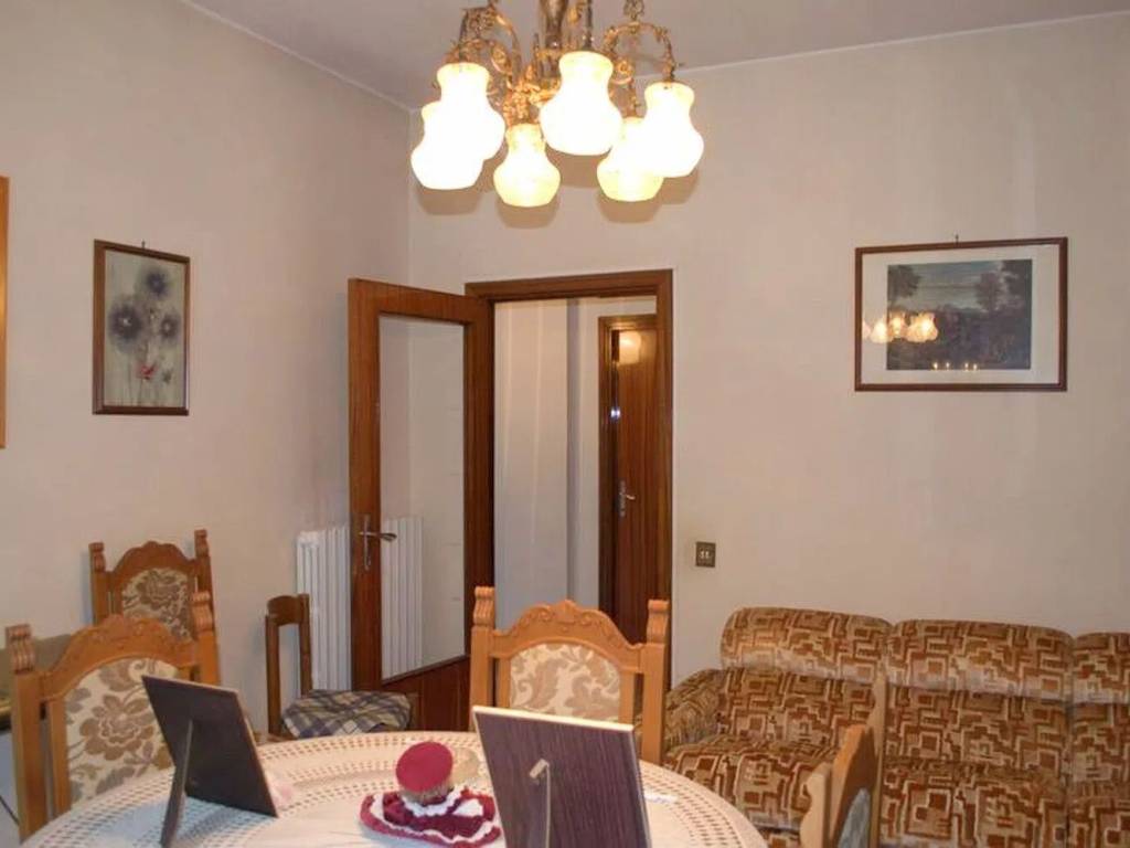 Appartamento a Fermignano in Via Piave - Foto 4