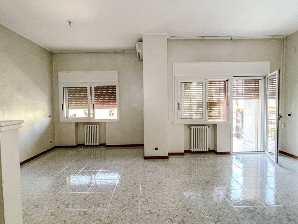 Appartamento a Bari in Viale Papa Pio XII, 36 - Foto 5