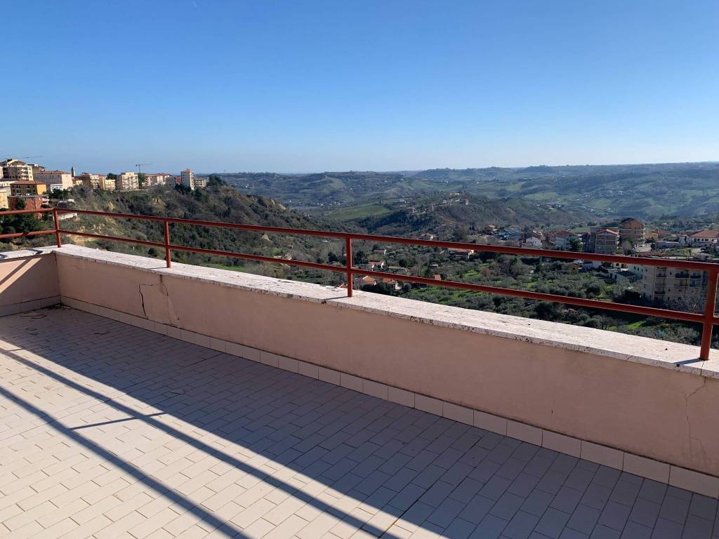 Appartamento a Chieti in Via Papa Giovanni XXIII, 65 - Foto 2