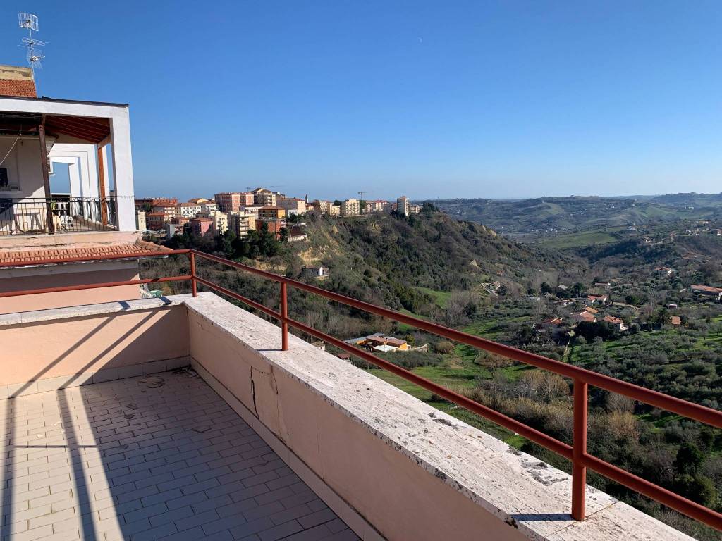 Appartamento a Chieti in Via Papa Giovanni XXIII, 65 - Foto 3