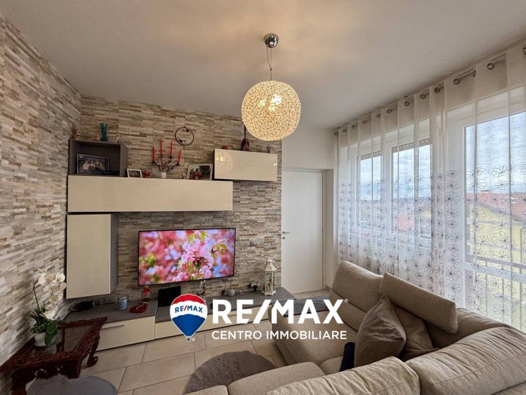 Appartamento a Arcisate in Via B. Giacomini - Foto 5