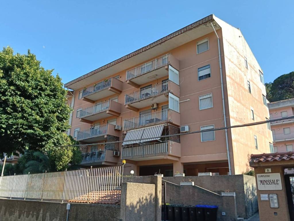 Appartamento a Messina in Via Bartolomeo Colleoni, 51 - Foto 2