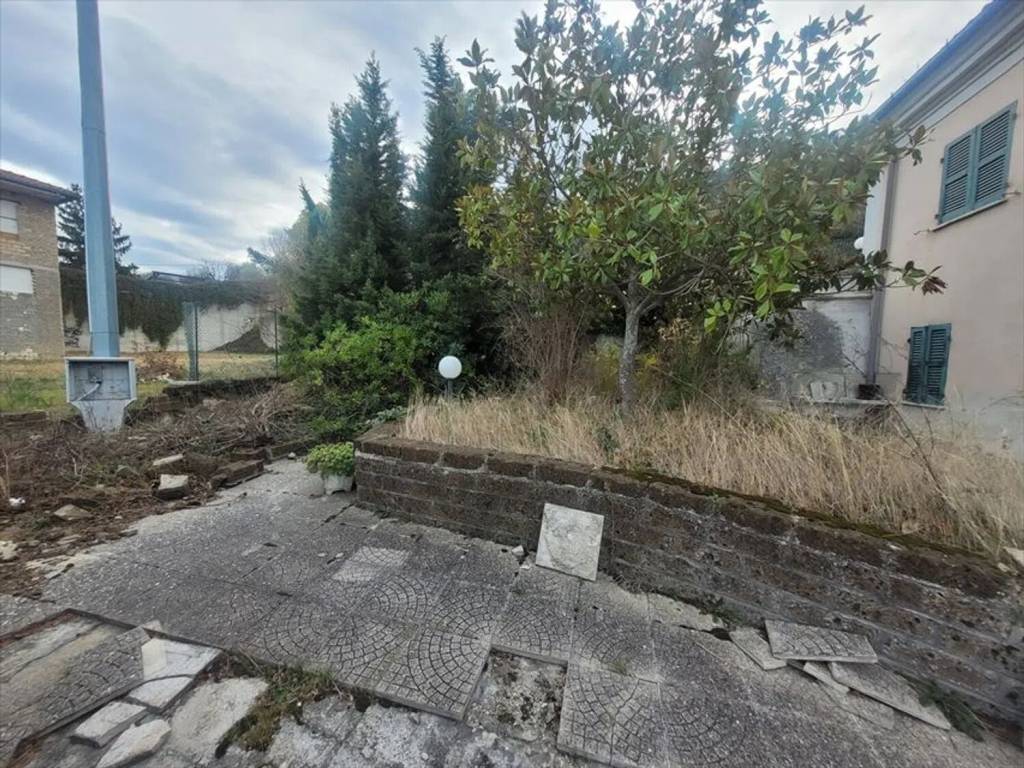 Villa a Chieti in Via Per Popoli S.N.C. - Foto 3