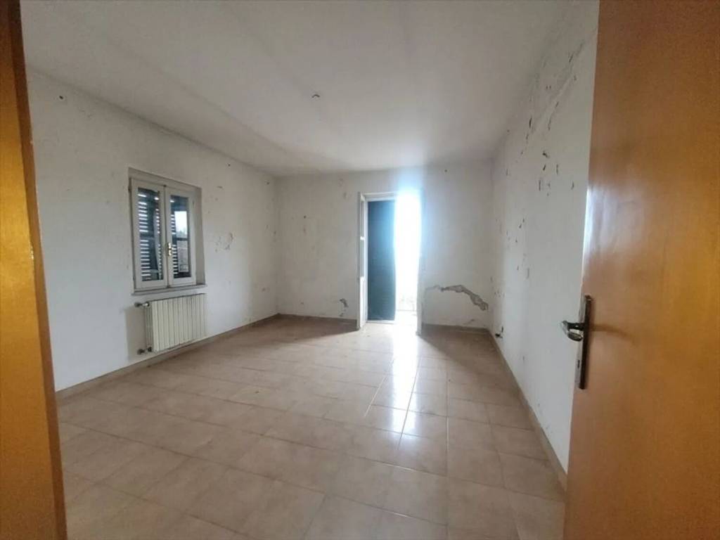 Villa a Chieti in Via Per Popoli S.N.C. - Foto 5