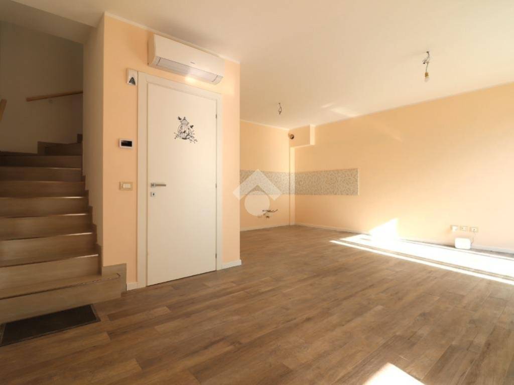 Villa a Porto mantovano in Via Gramsci, 1 - Foto 2