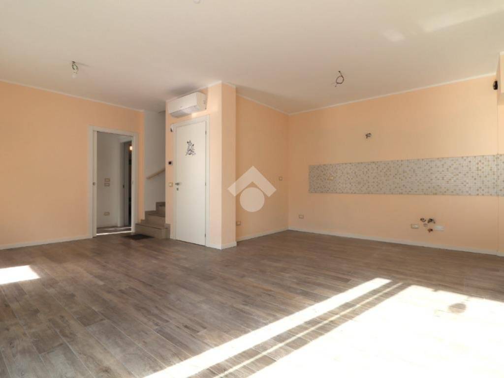 Villa a Porto mantovano in Via Gramsci, 1 - Foto 4