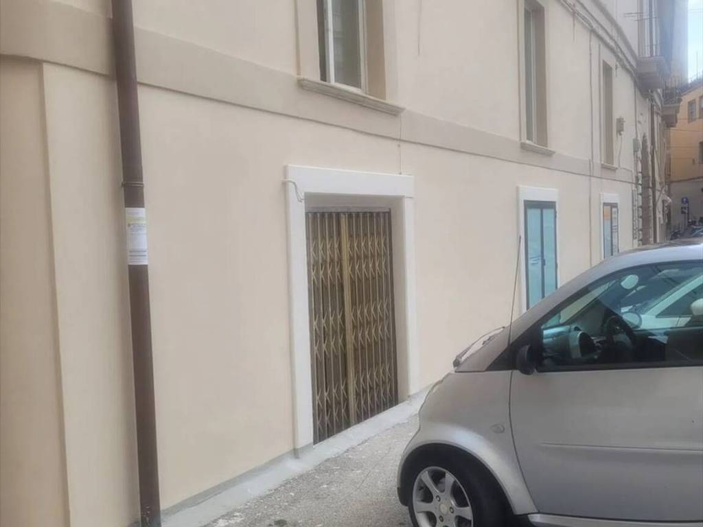 Immobile a Chieti in Largo Costantino Barbella S.N.C. - Foto 2