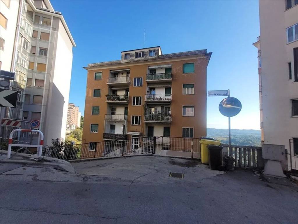 Appartamento a Chieti in Via Papa Giovanni Xxiii, 25 - Foto 2