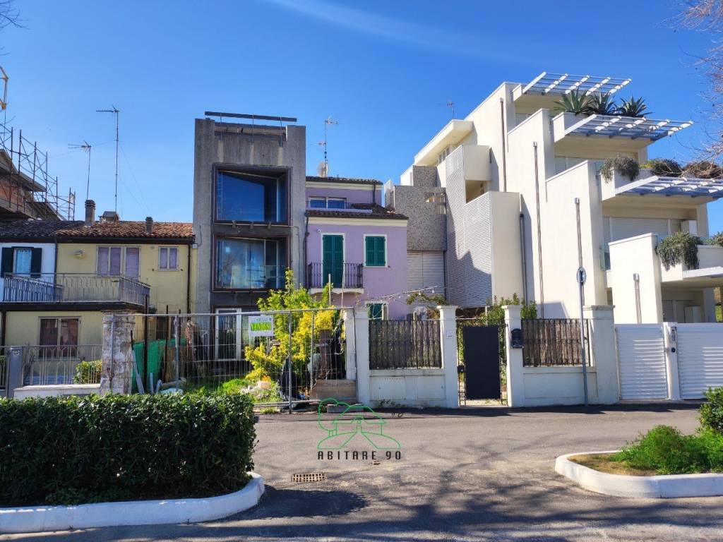 Villetta a schiera a Fano in viale cairoli, 145 - Foto 2