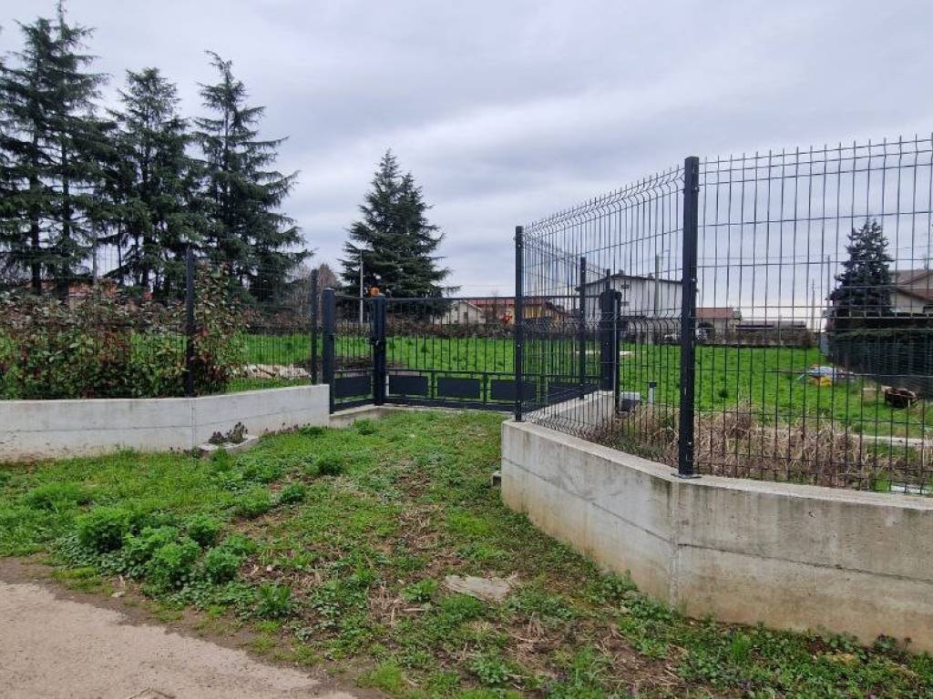 Terreno a Mozzate in Via Gianmaria Cornaggia Medici - Foto 3