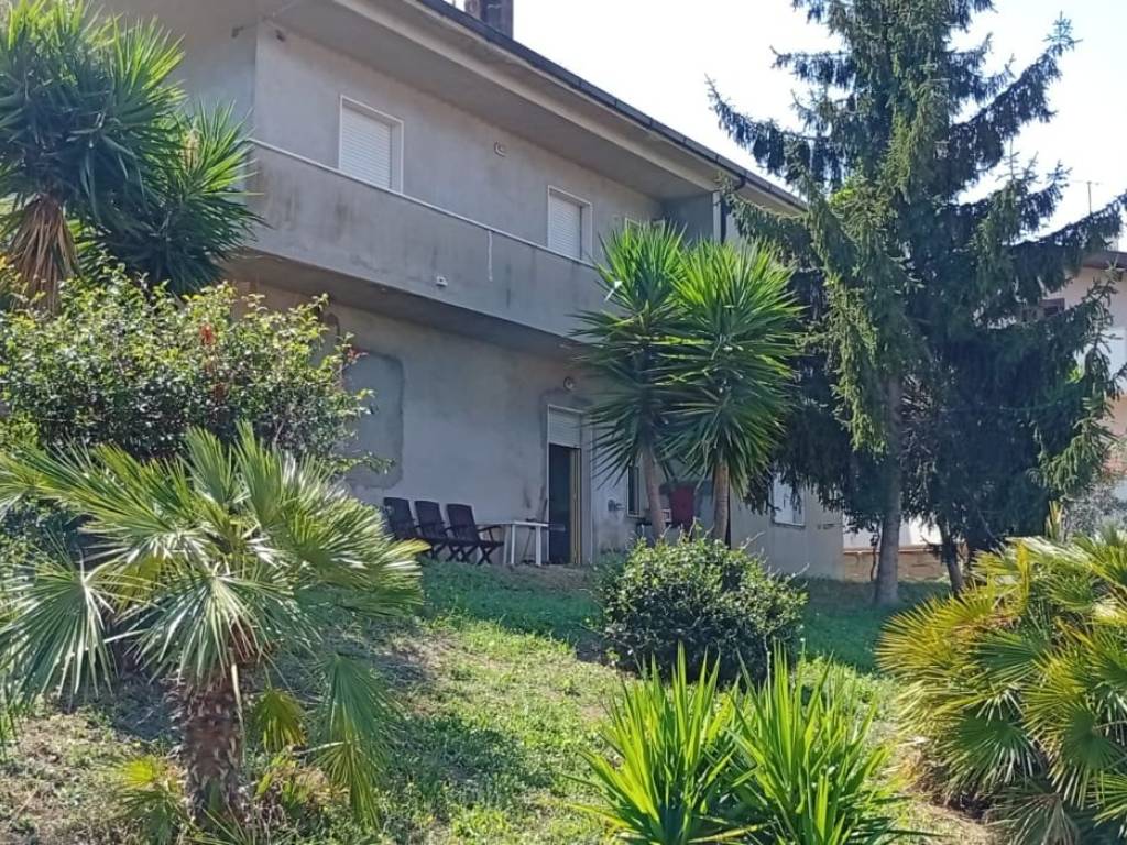 Casa indipendente a Montesilvano in Via Camillo Prampolini - Foto 2