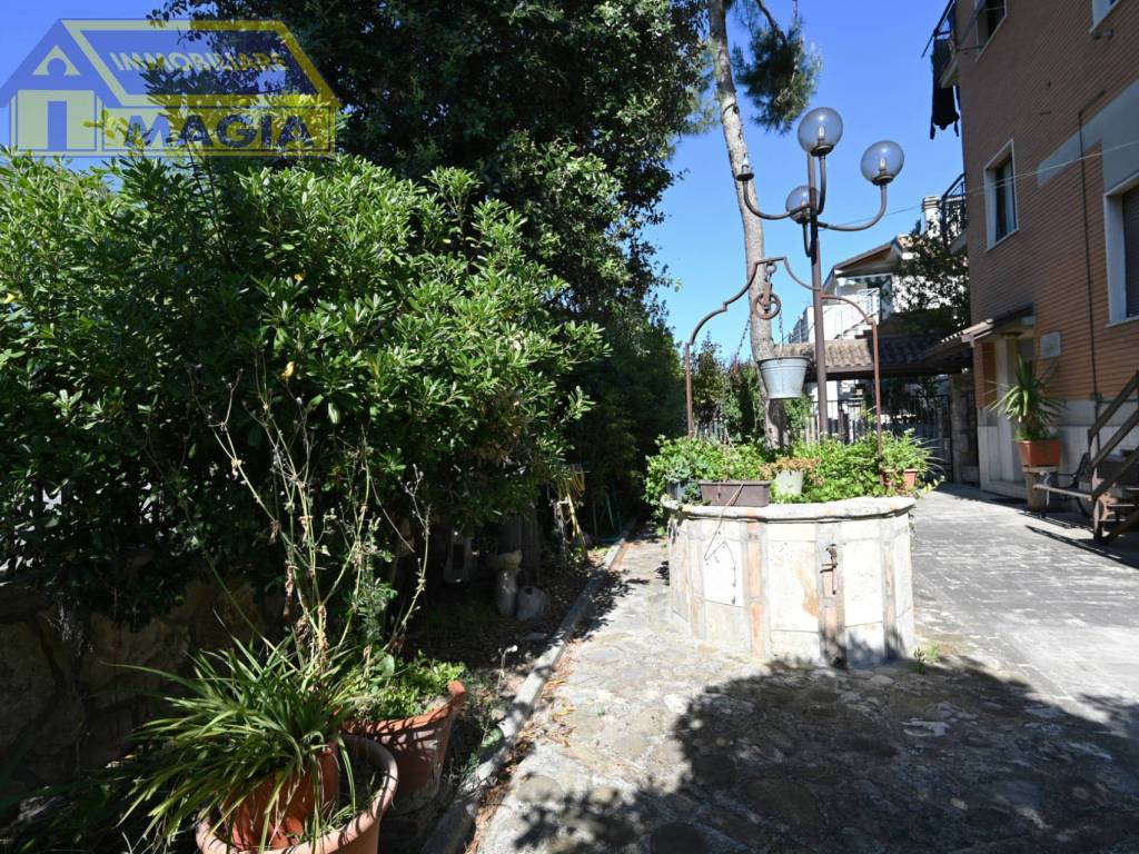 Appartamento a Colli del tronto in Via Salaria, 62 - Foto 2