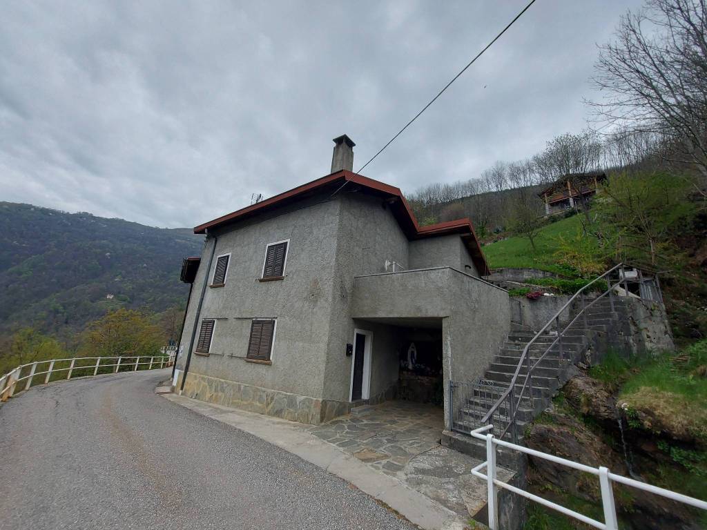 Villa a Bellano in Località Piazzo - Foto 4