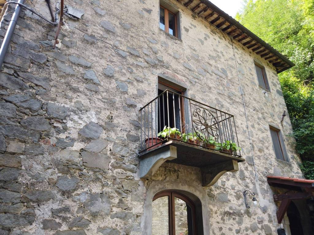 Casa indipendente a Castiglione di garfagnana - Foto 3