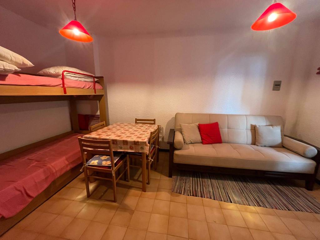 Appartamento a Caspoggio in Via Don Bosco, 30 - Foto 2