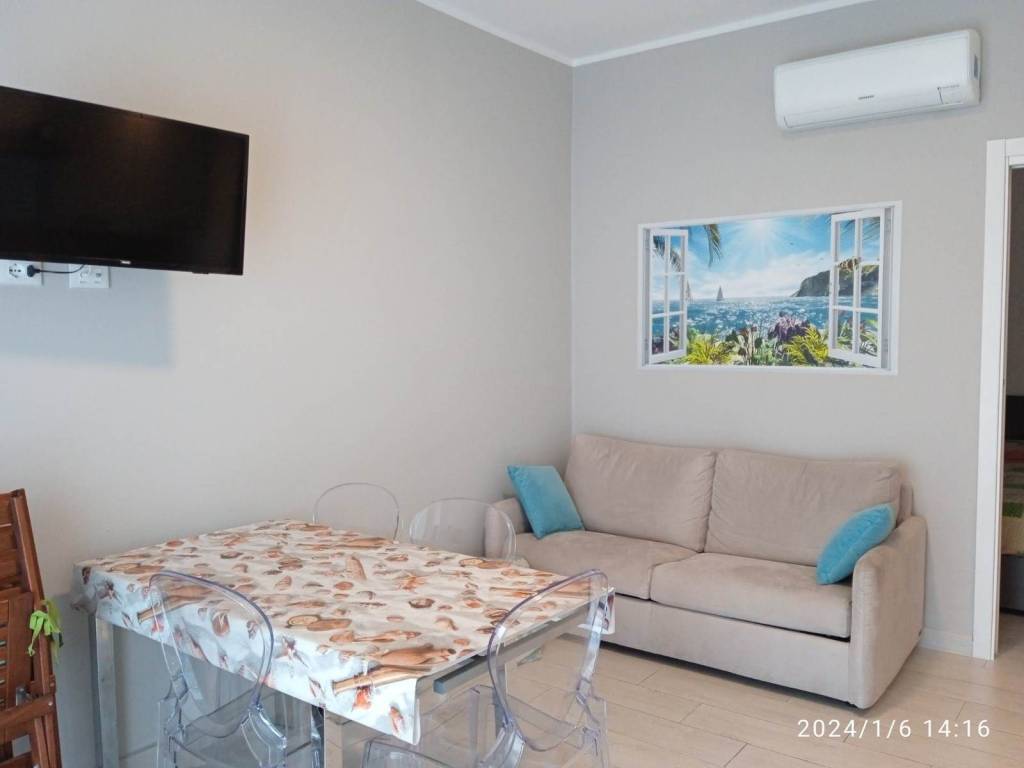 Appartamento a Varazze in VIA VILLAGRANDE, 43 - Foto 2