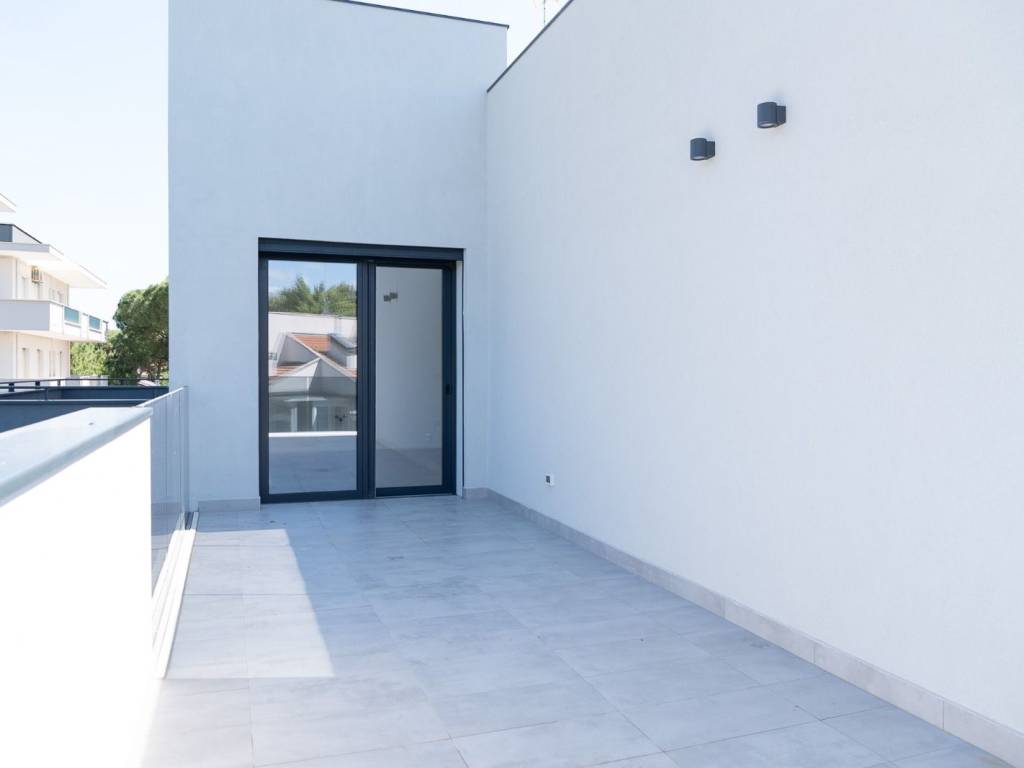 Appartamento a Riccione in Viale Camillo Benso di Cavour, 21 - Foto 2
