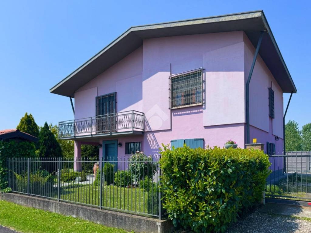 Villa a Verrua po in Via Canova, 55 - Foto 5