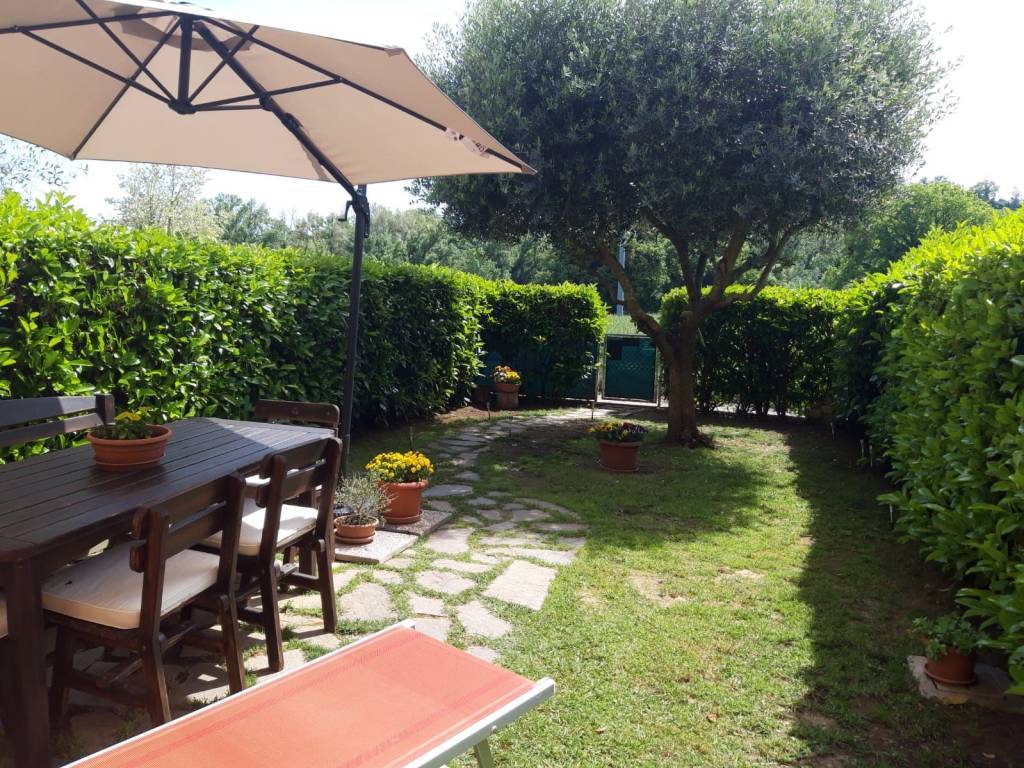 Casa indipendente a Pesaro in Strada dei Guazzi - Foto 3