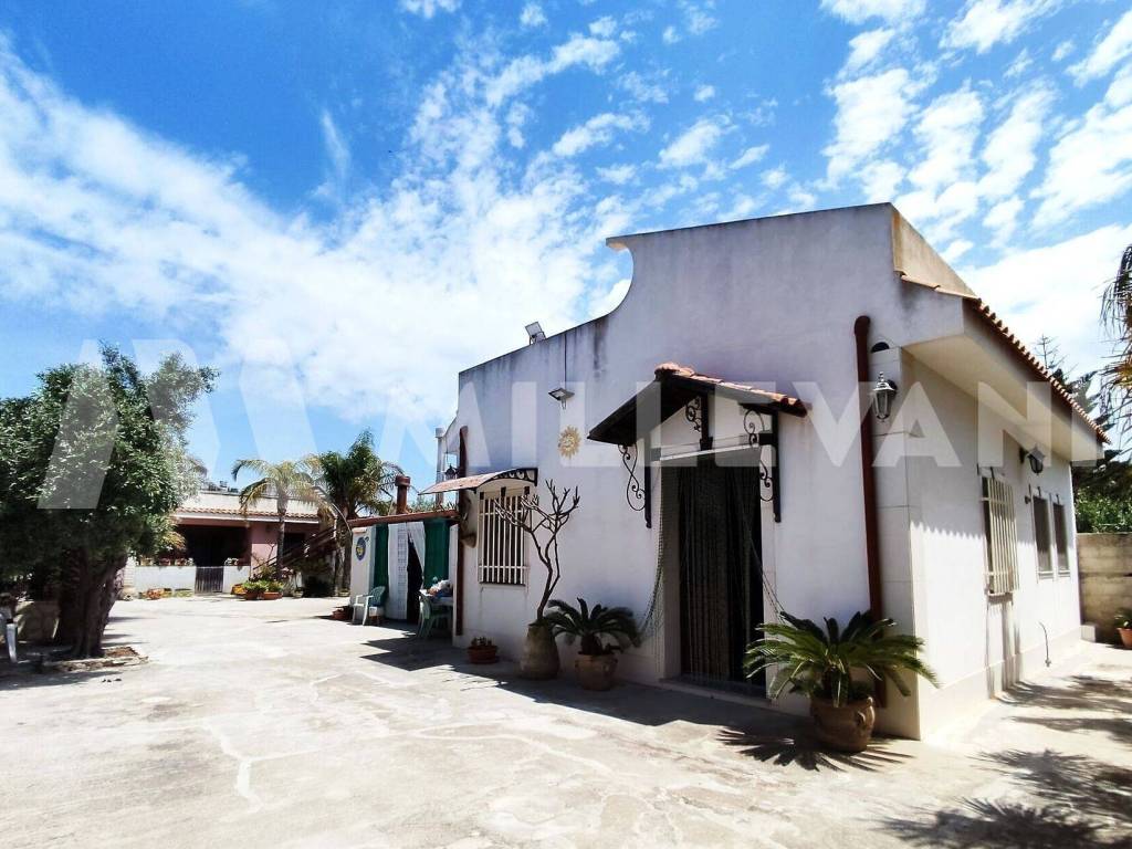 Villa a Ispica in Via delle Rose - Foto 1