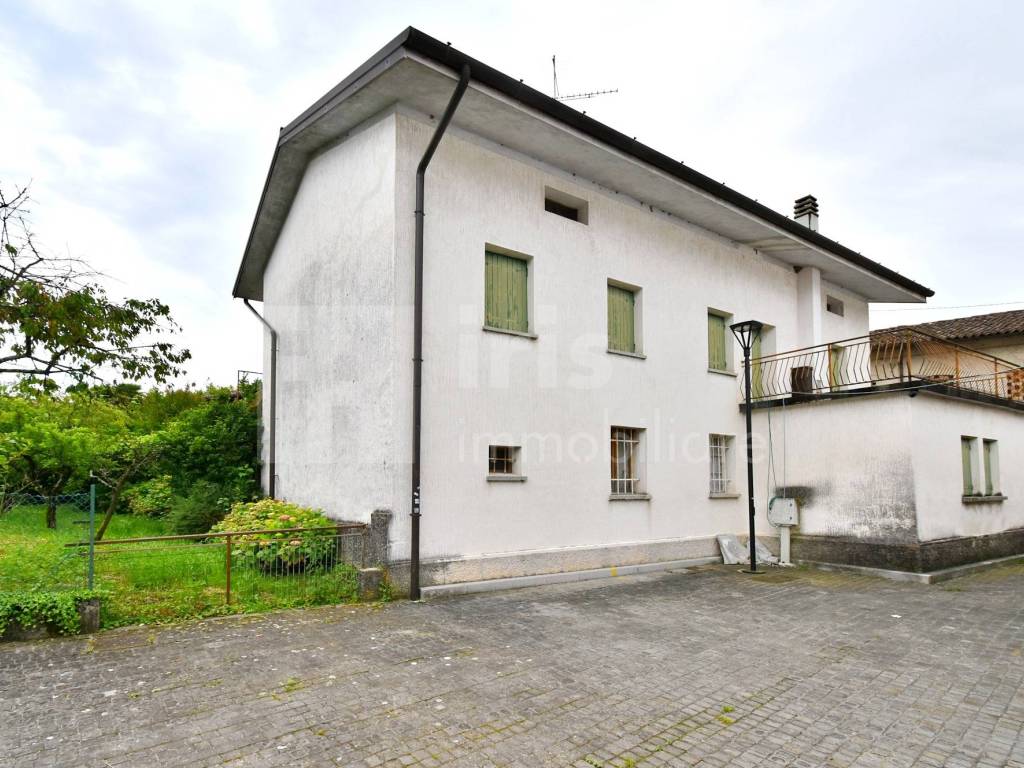 Villa a Tarcento in Via del Colle, 28 - Foto 3